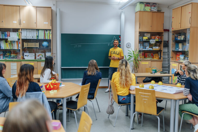 Beitragsbild für Pädagogisch-didaktisches Schulpraktikum